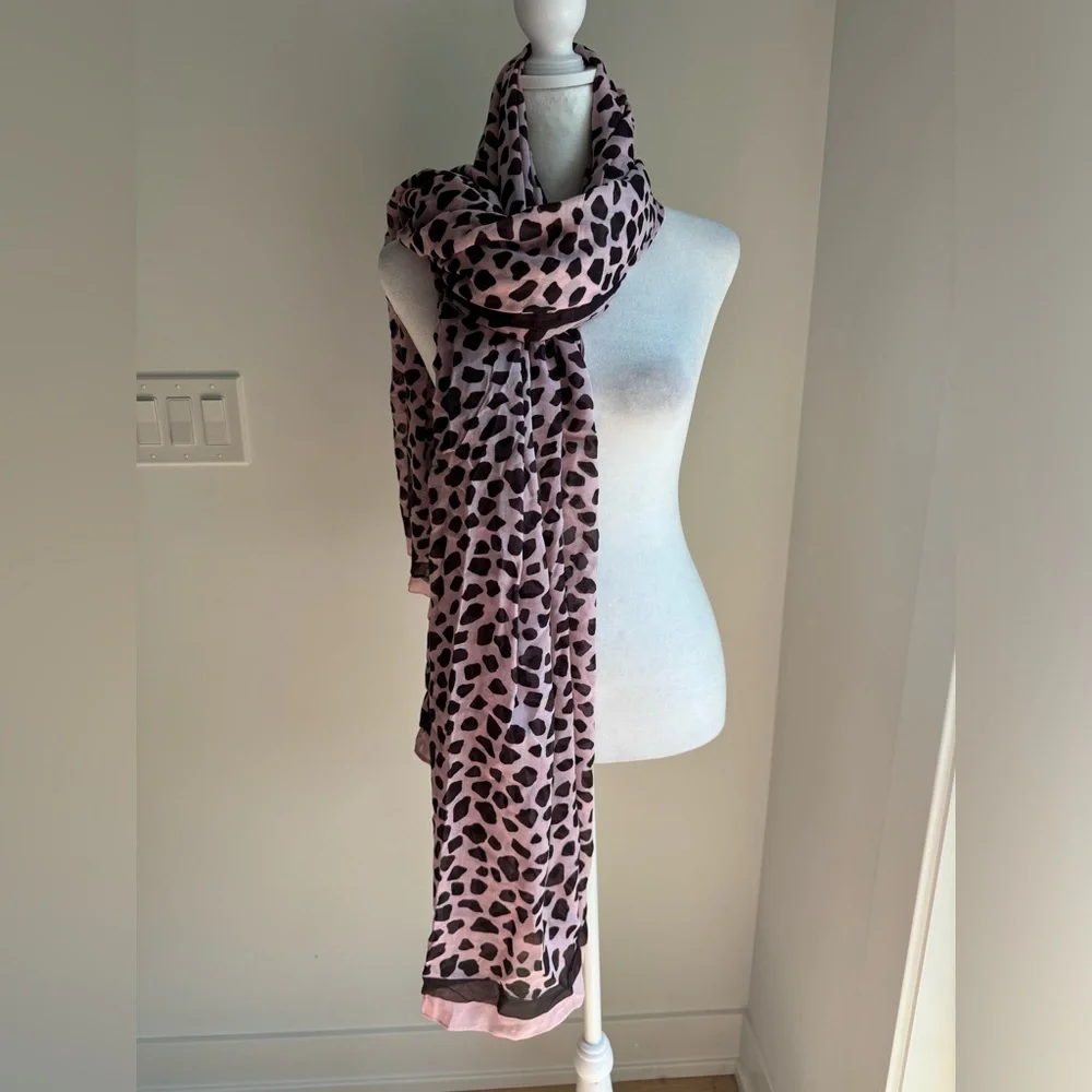 Ann Taylor Pink Giraffe Print Scarf Office Church Dinner Spring Fall NEW preppy